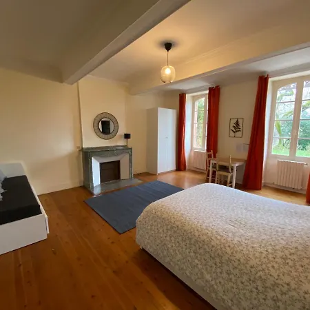 La Tarabelloise Bed & Breakfast 3*