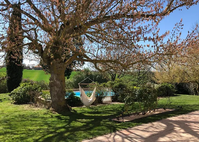 La Tarabelloise Bed & Breakfast Tarabel